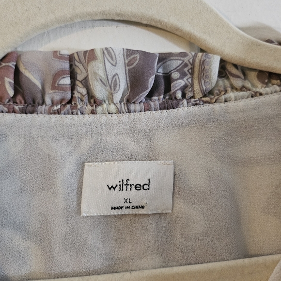 Wilfred neutral paisley button up blouse - Picture 4 of 4